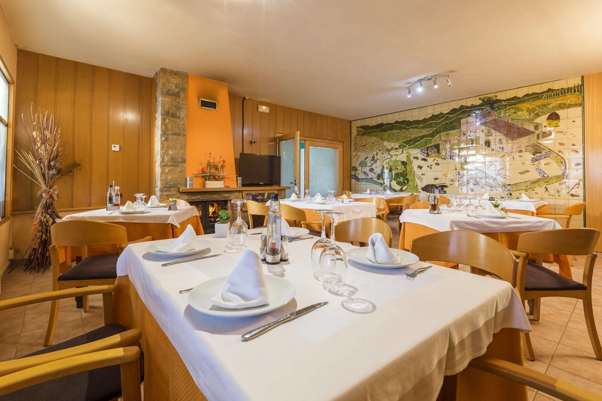 Hotel Sausa Vilafreser Экстерьер фото