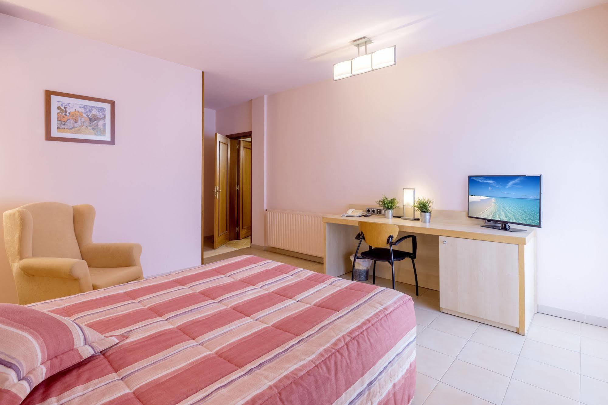 Hotel Sausa Vilafreser Экстерьер фото